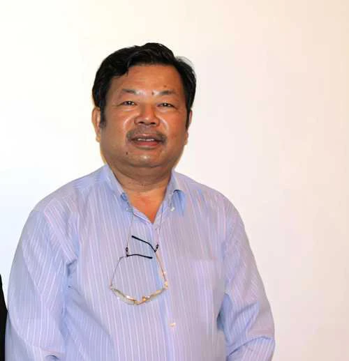 孟凡乐老师的照片，单击鼠标查看大图！